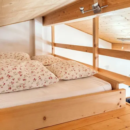 Apartment Turmzimmer Langwies